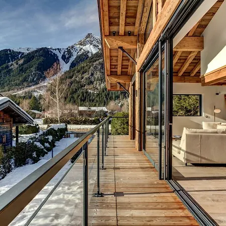 Red Fox Chalet 5* Chalet